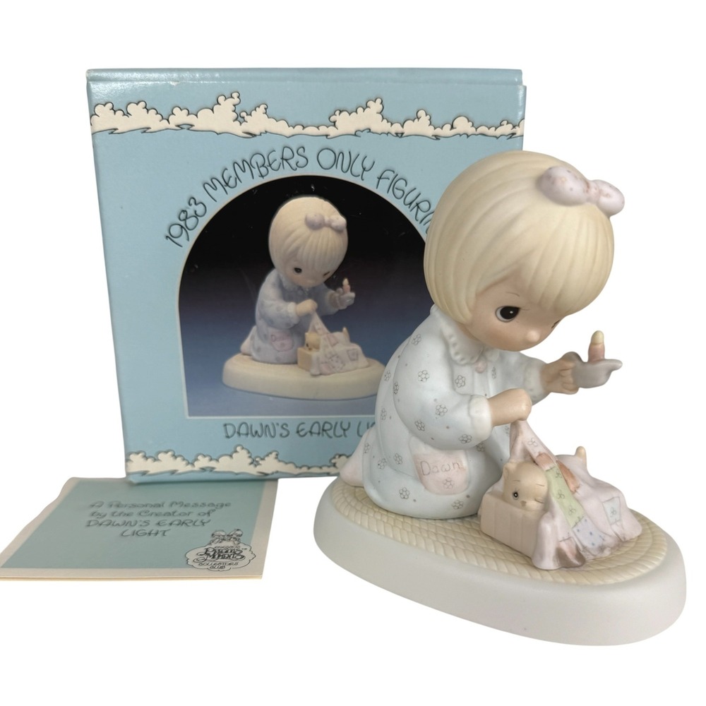 Precious Moments Figurine Porcelain Dawn's Early Light 1983 Members Only PM831